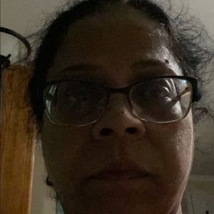 Meet your Posher, Parita